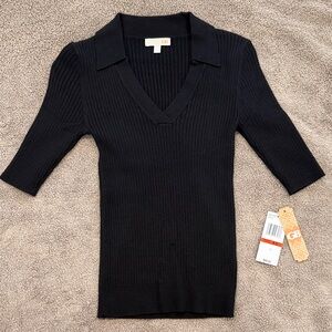 Gianni Bini Women's Elegant Black V-Neck Sweater